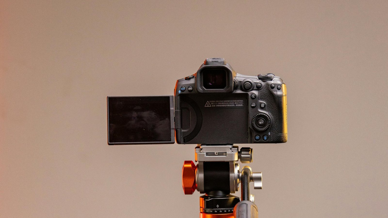 Referencia visual para Tripodes video BENRO con Dolly